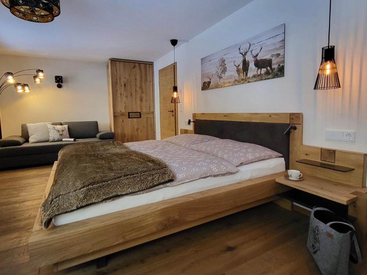 Landhaus Schatz Nesselwängle Buitenkant foto