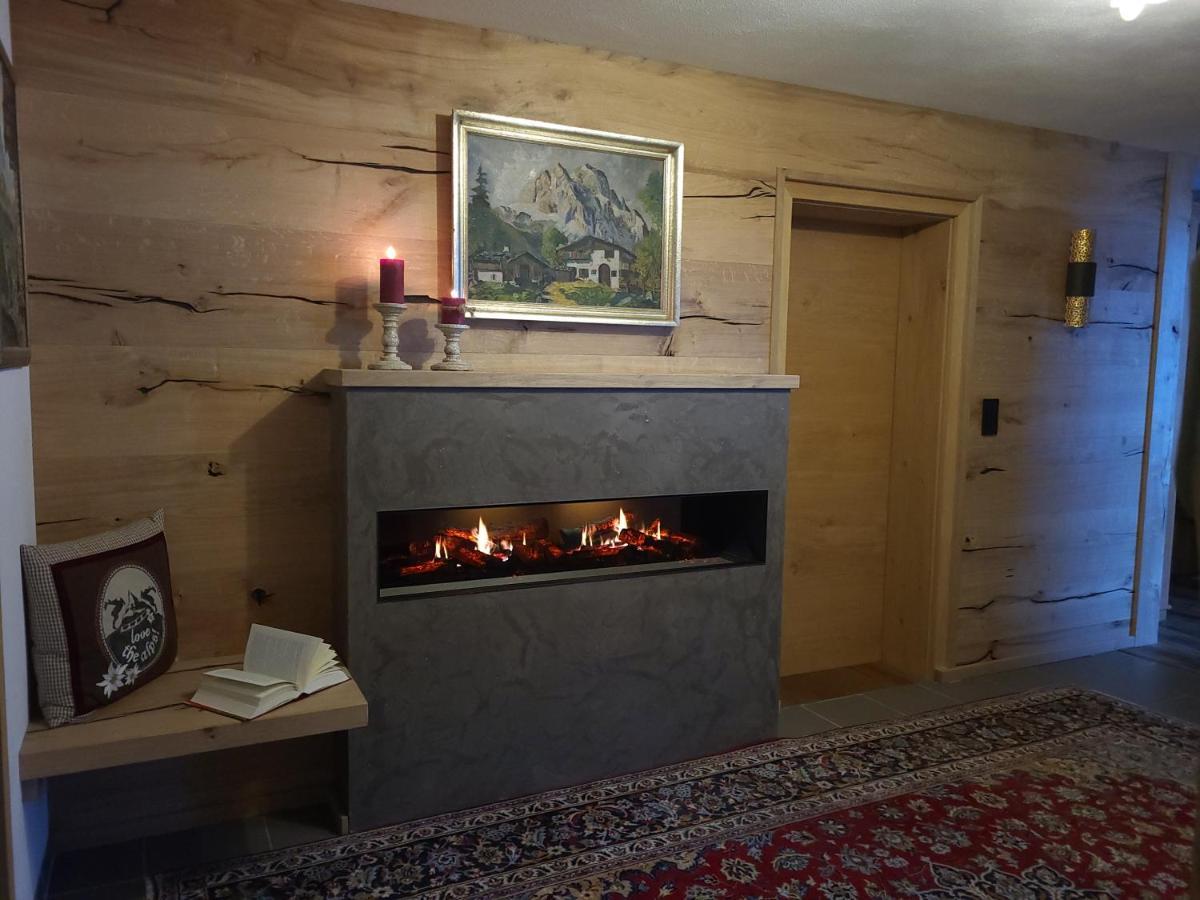 Landhaus Schatz Nesselwängle Buitenkant foto