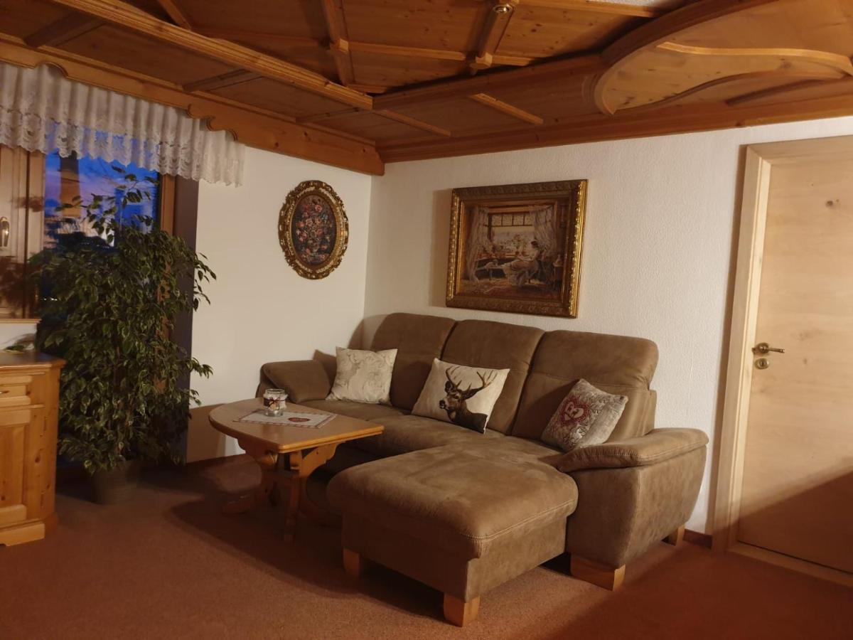 Landhaus Schatz Nesselwängle Buitenkant foto